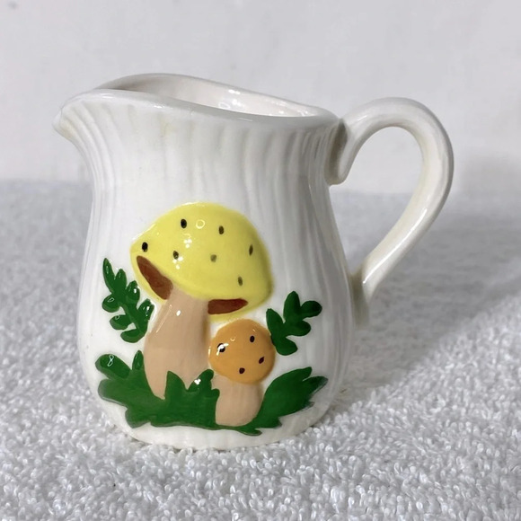 Vintage 1979 Arnel Ceramic Mushroom Merry  Mushroom Creamer - Picture 1 of 11